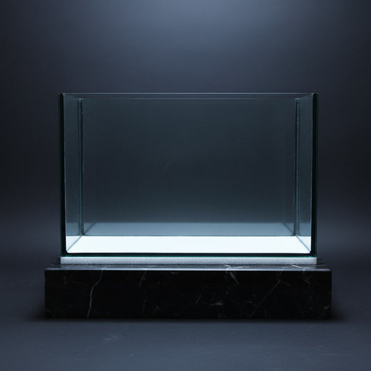 🐠 Black Diamond 18" Wide Polished Tank (460 x 305 x 305mm) – Black Silicone Series