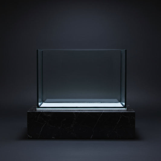 🐠 Black Diamond 18" Narrow Polished Tank (460 x 225 x 305mm) – Black Silicone Series